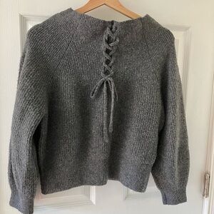 Strada Heather Gray Women's Crew Neck Sweater